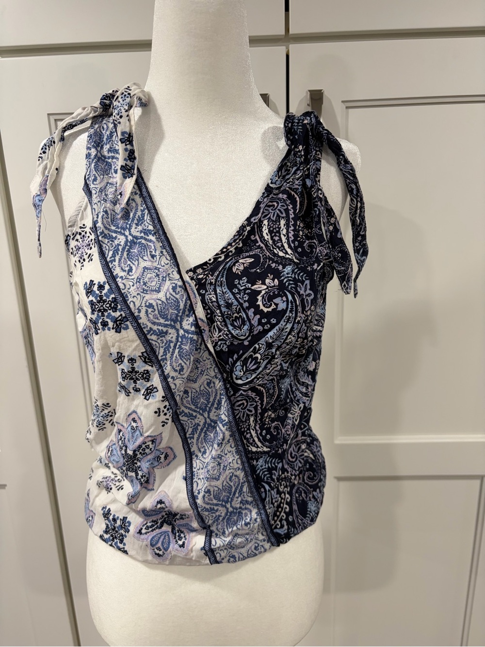 Blue & White Paisley Wrap-Style Women’sTied Tank